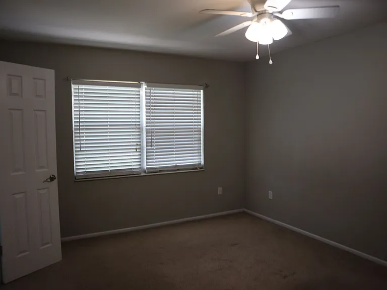 1582 Lavilla St — Photo 13