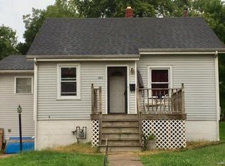 1707 Darr St, Hannibal, MO 63401
