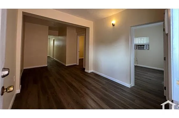 Building Photo - 774 NW 41st St #3