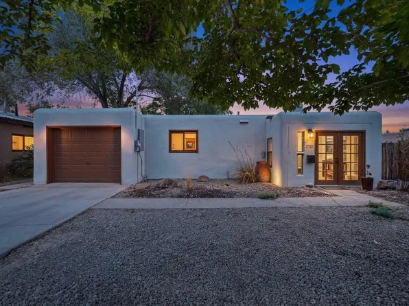 2701 Mountain Rd NW, Albuquerque, NM 87104
