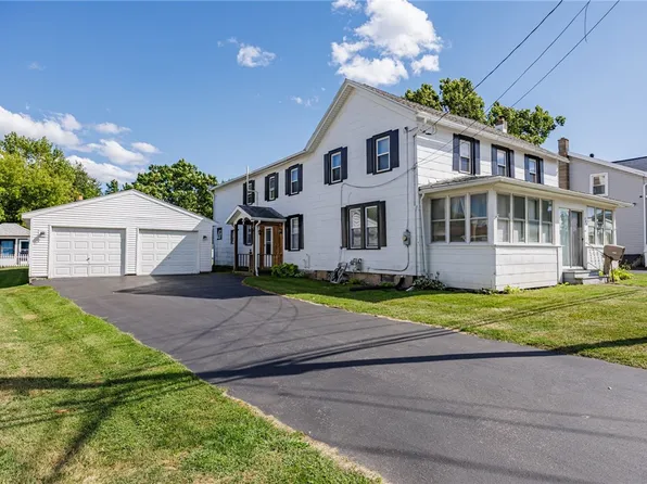 297 Leicester St, Caledonia, NY 14423