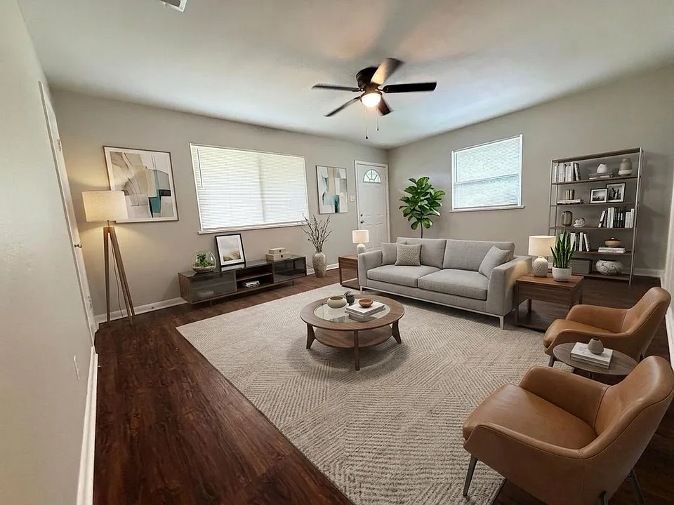 205-207 W J Avenue