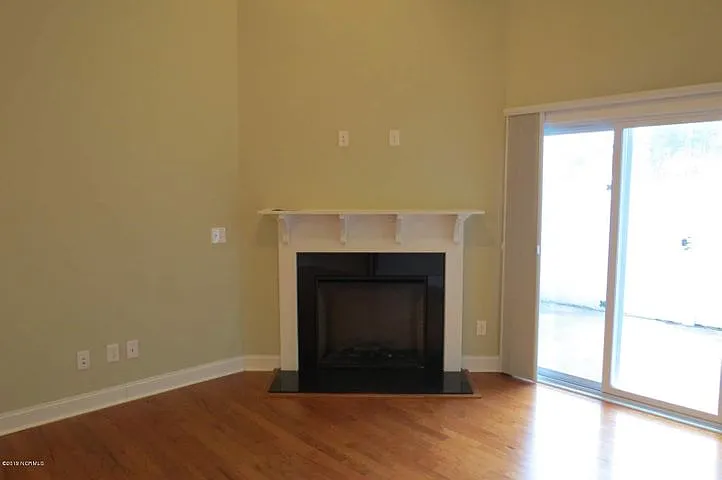 1805 Fox Den Way #5 — Photo 4