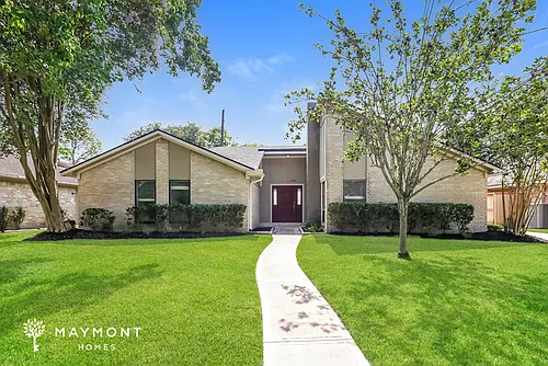 1918 Briarturn Dr Photo 1