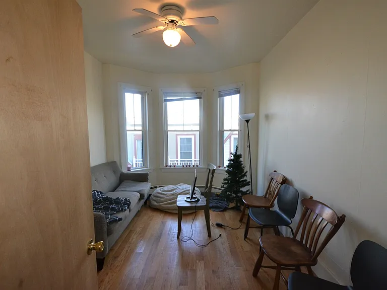 35 Brookline St #16 — Photo 16