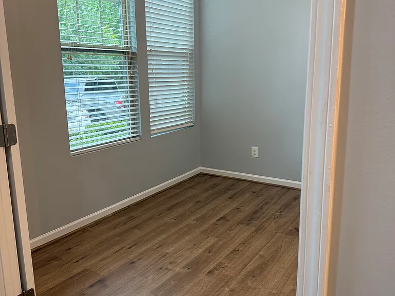 436 Carthage Ct — Photo 7