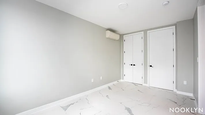 Rented by Nooklyn NYC LLC | media 4