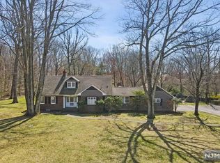 314 George St, Franklin Lakes, NJ 07417