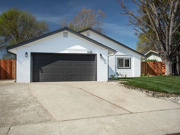 2nd image of 1135 Dawson Drive