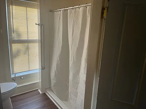 Studio, 350 sqft, $1,005 — Photo 2