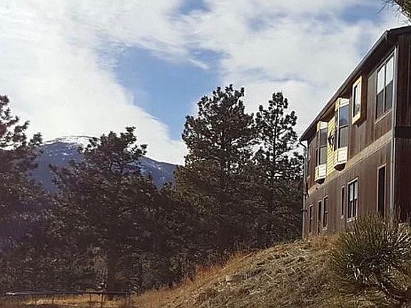 4th image of 165 Valley Rd