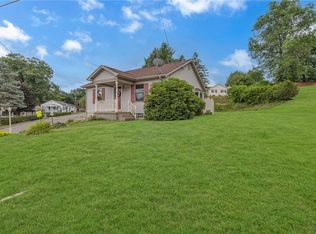 1601 Ross Hill Rd, Beaver Falls, PA 15010