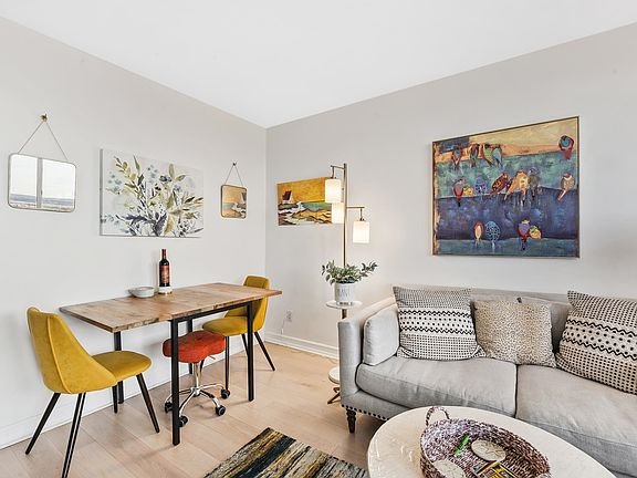 4th image of 100 Manhattan Ave APT 1901