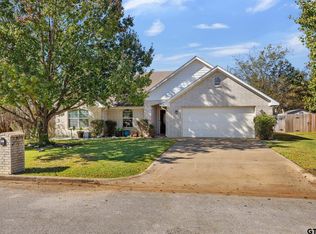 111 Bluebird Ln, Whitehouse, TX 75791