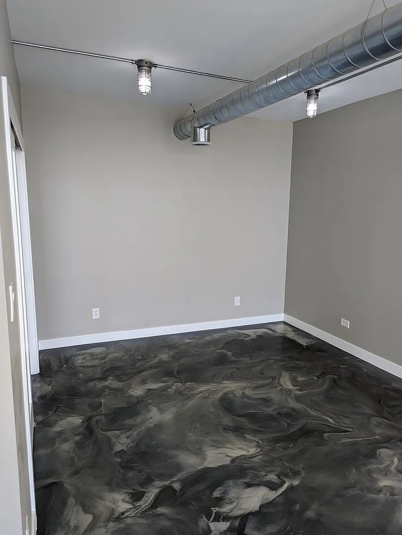 Executive Towers Condo Available for Rent! — Photo 3