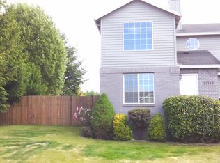 33316 SW Meadowbrook Dr, Scappoose, OR