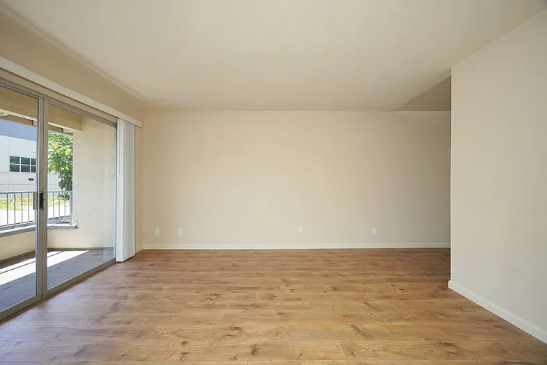 1825 California Street — Photo 3