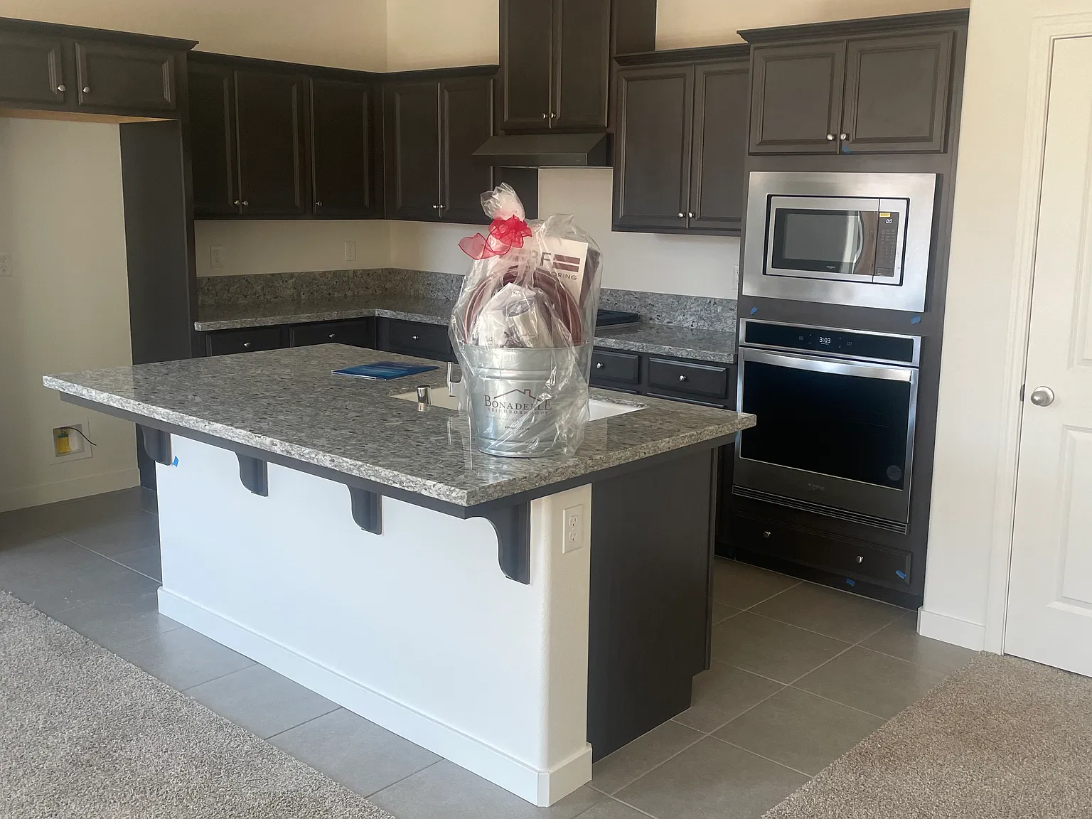 3 bed, 1483 sqft, $2,550 — Photo 3