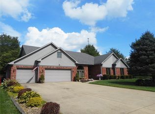 110 Roosevelt Dr, Cloverdale, IN 46120