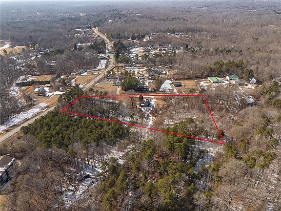 5th image of 164 Mae Kennedy Rd