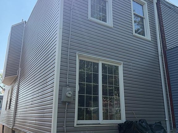 3rd image of 243 Cherry St #710