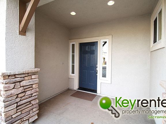 2nd image of 3911 Oliveglen Ct