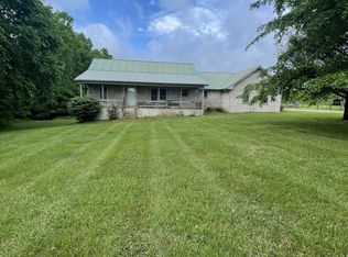 3308 Tanyard Rd, Lafayette, TN 37083