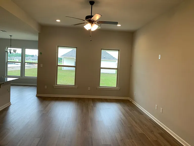 20460 Lattice Pl — Photo 4