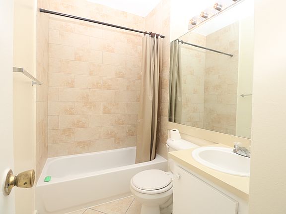 5th image of 4009 N University Dr #210