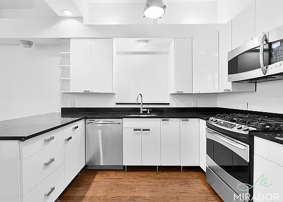 Rented by Mirador Real Estate | media 18