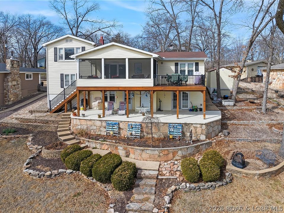 1st image of 1055 Genes Point Rd