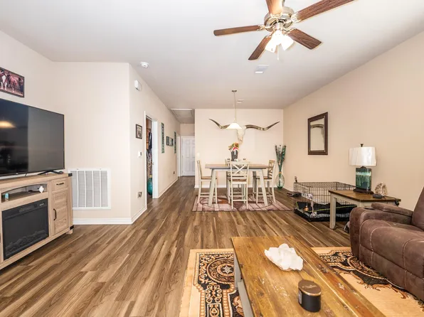 172 Curlew St, Sargent, TX 77414