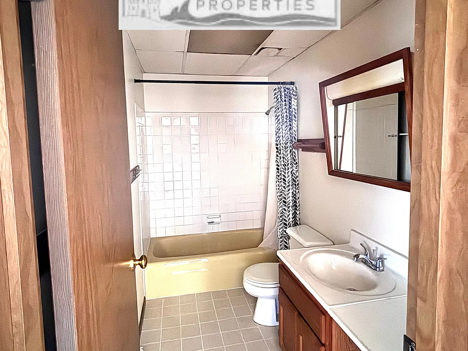 2 bed, $1,350 — Photo 4