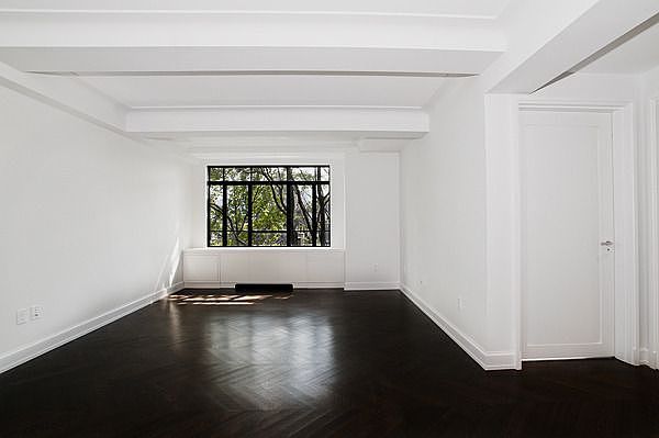 1st image of 130 W 12th St APT 7D