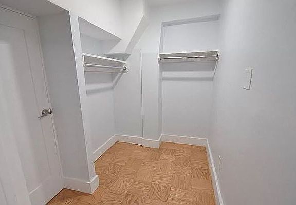 2nd image of 207 E 37th St #1GG