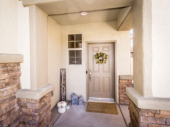 4th image of 681 W Calle Canto Sereno