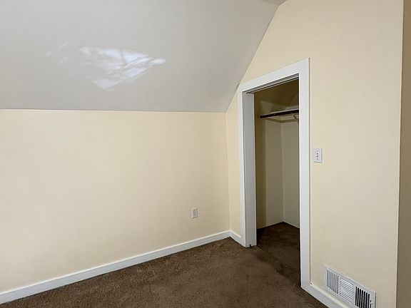 4th image of 10 Wordsworth St #1