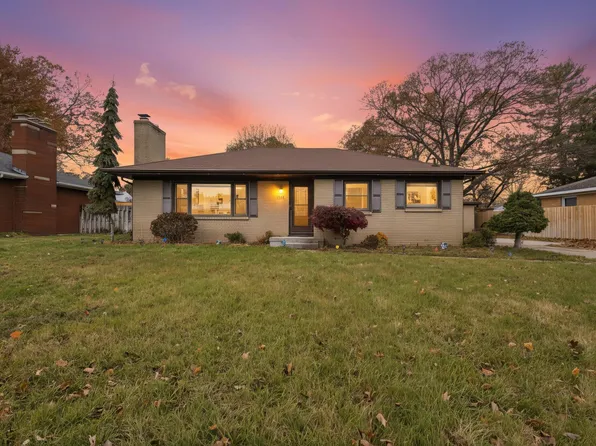 1325 32nd St SW, Wyoming, MI 49509