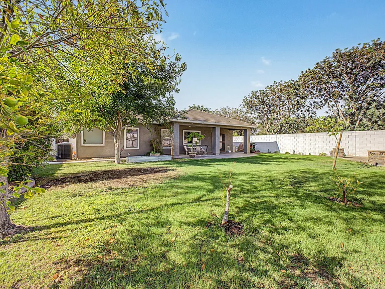 4203 E Los Altos Rd — Photo 43
