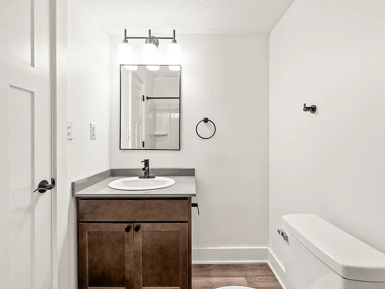 3202 Central Ave #6 — Photo 4