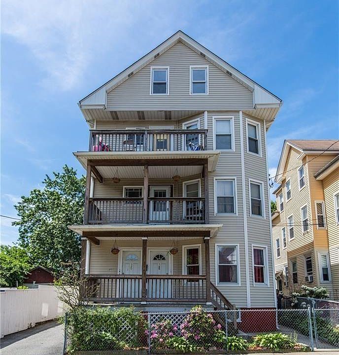 1st image of 120 Jewett St #3