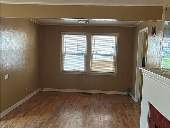 5th image of 1308 Jasper Avenue NE
