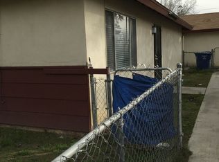 717 Washington Ave #B, Bakersfield, CA 93308