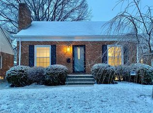 567 S Kensington Rd, Rocky River, OH 44116