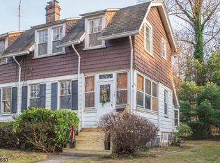 30 Buttonwood Rd, Essex Fells, NJ 07021