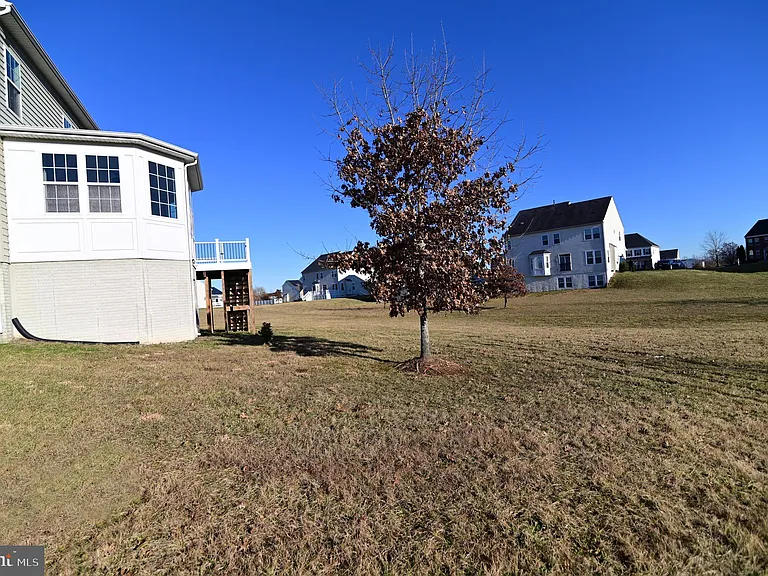 7001 Chaptico Ct — Photo 7