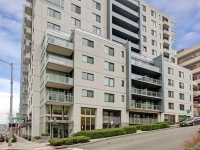 76 Cedar St Unit 1201, Seattle, WA, 98121