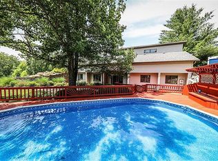 8 Melody Ln, Troy, IL 62294