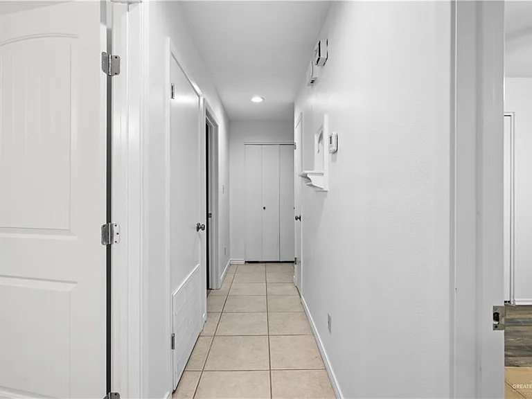 4012 Auburn Ave — Photo 11