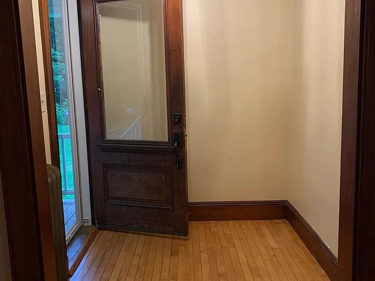 19 Brandon St — Photo 6